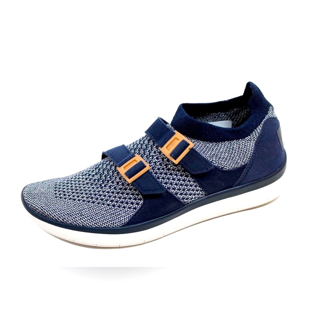 Women's Nike Air Sock Racer Flyknit Size 9